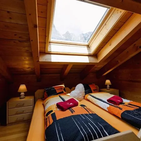 Apartment Regenbogen Familienapartment Mit Indoor-rutschbahn & Spieloase An Der Fussgaengerzone Leukerbad