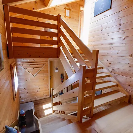 شقة Chalet Regenbogen Leukerbad Familienapartment Mit Indoor-Rutschbahn & Spieloase An Der Fussgaengerzone *