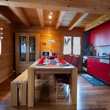 Chalet Regenbogen Leukerbad Familienapartment Mit Indoor-Rutschbahn & Spieloase An Der Fussgaengerzone Loèche-les-Bains