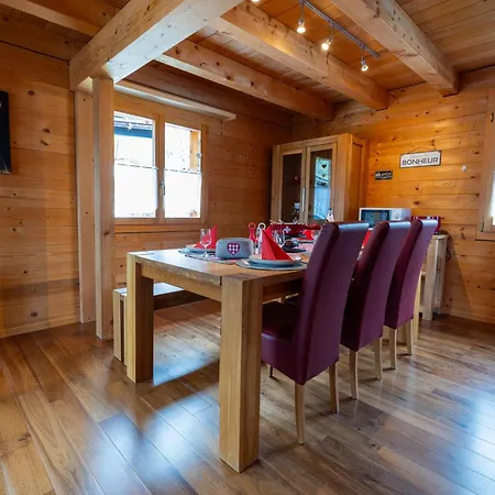 Chalet Regenbogen Leukerbad Familienapartment Mit Indoor-Rutschbahn & Spieloase An Der Fussgaengerzone Loèche-les-Bains